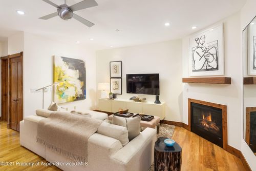 c101-507 W Main St, Aspen, CO, 81611 | Card Image