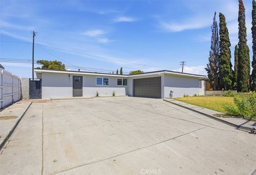 411 Lemar Ave, Oxnard, CA, 93036 | Card Image