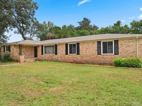 7200 Tippin Ave, Pensacola, FL, 32504-6557 | Card Image