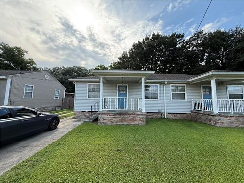 706 Community St, Arabi, LA, 70032-1514 | Card Image