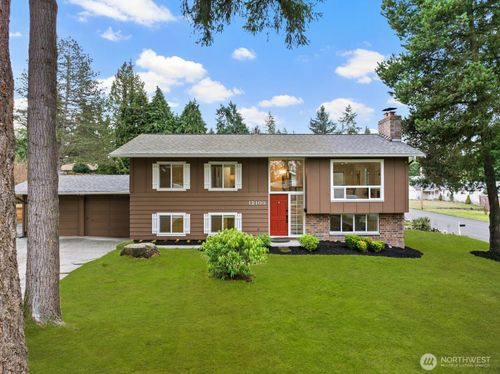 12103 Se 70th St, Newcastle, WA, 98056-1239 | Card Image