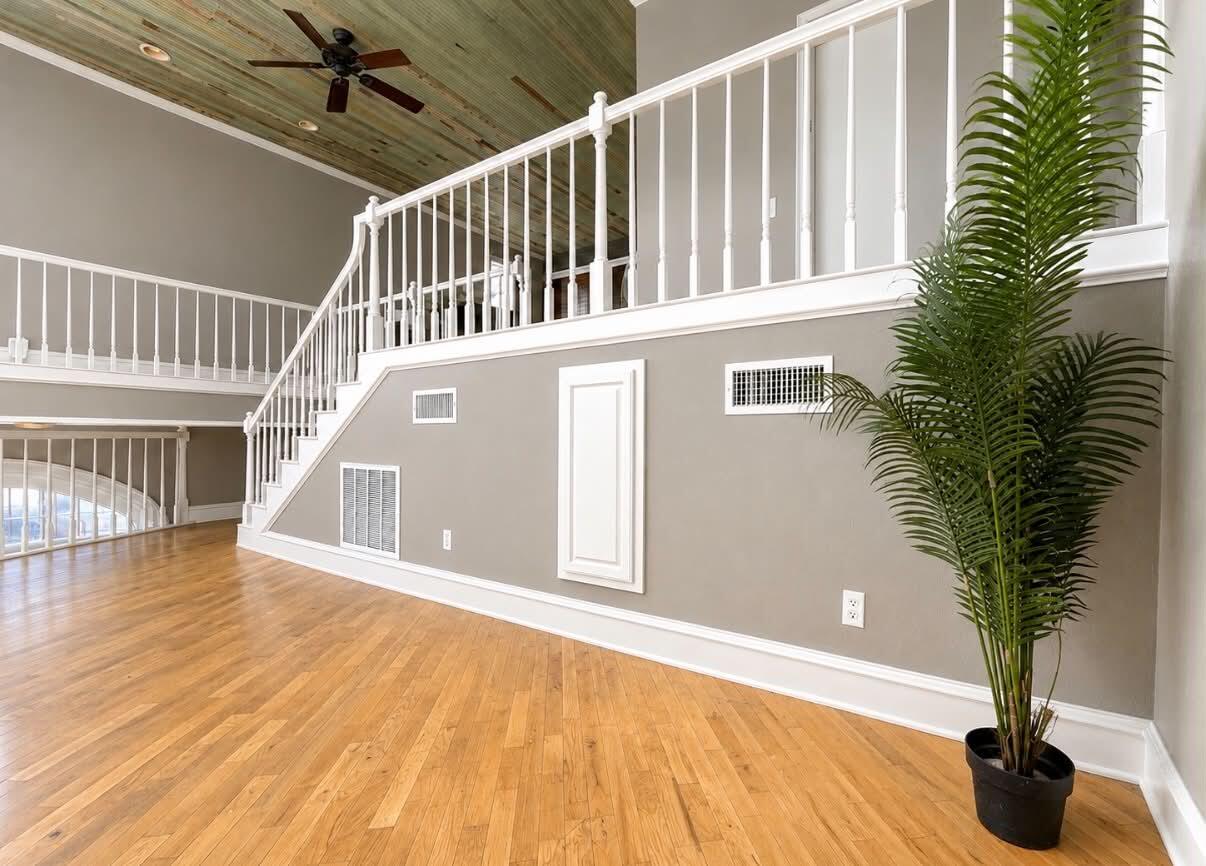 Commercial Sale in Grove 4
