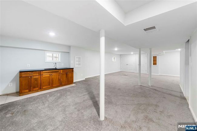 801 W End Ave, House other with 4 bedrooms, 4 bathrooms and null parking in Cliffside Park NJ | Image 32