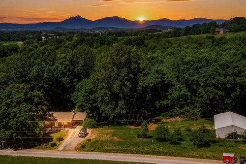 107 Shepherd Ln, Bedford, VA, 24523-4001 | Card Image