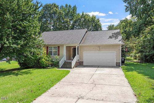 212 Webfoot Dr, Garner, NC, 27529-6738 | Card Image