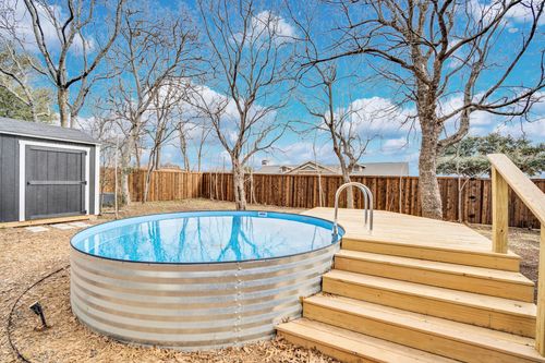 107 Sewell Ave, Midlothian, TX, 76065-3310 | Card Image