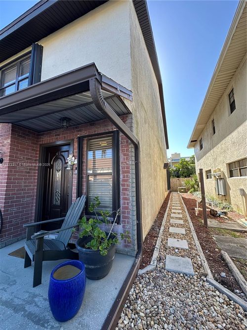c1-2466 Carriage Ct, Indialantic, FL, 32903-2476 | Card Image