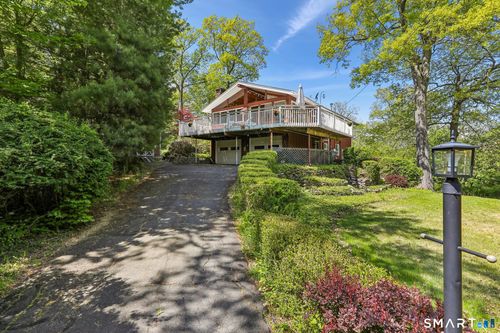 4 Alan Rd, Danbury, CT, 06810-8302 | Card Image