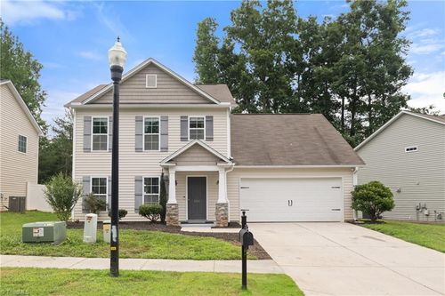 223 N Wentworth Dr, Mocksville, NC, 27028-2160 | Card Image