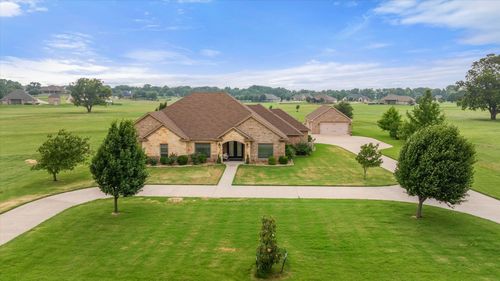 1313 E Scandinavian Ct, Granbury, TX, 76048-4377 | Card Image