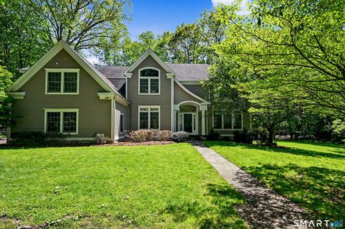 47 Cross Country Trl, Stamford, CT, 06903-3339 | Card Image