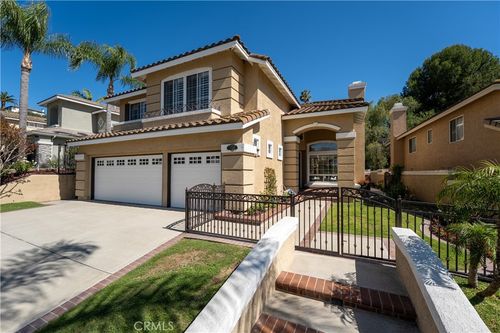 7520 E Toyon Ln, Anaheim, CA, 92808-1470 | Card Image