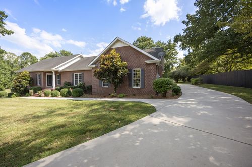 318 Tulip Tree Trl, Estill Springs, TN, 37330-4007 | Card Image