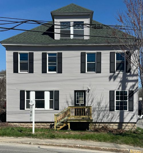 74 Lincoln Avenue, Rumford, ME, 04276 | Card Image