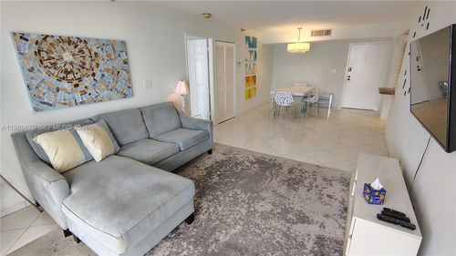 1507-290 174th St, Sunny Isles Beach, FL, 33160-3200 | Card Image