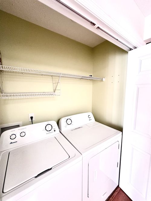 apt-55-2120 Lebanon Pike, Nashville, TN, 37210-2442 | Card Image