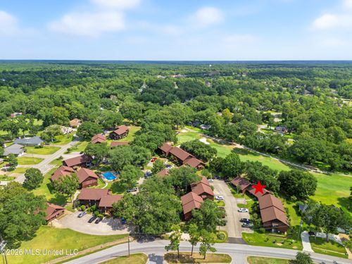 122e-5510 Golf Club Dr, Diamondhead, MS, 39525-3439 | Card Image