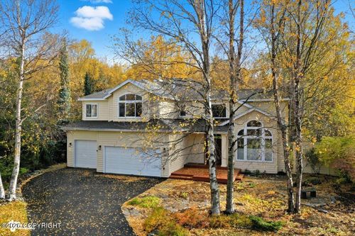 720 Botanical Heights Cir, Anchorage, AK, 99515-3262 | Card Image
