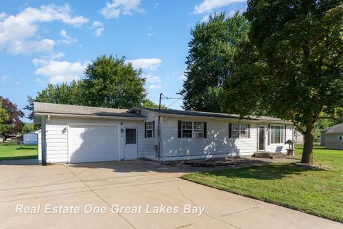 3311 Jefferson St, Carrollton, MI, 48724 | Card Image