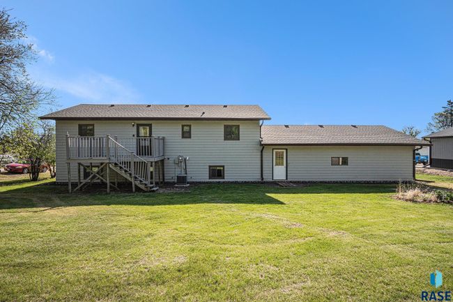 805 College Ave N, House other with 3 bedrooms, 2 bathrooms and null parking in Wessington Springs SD | Image 25