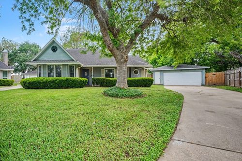 533 White Wing Ct, Dickinson, TX, 77539-4019 | Card Image