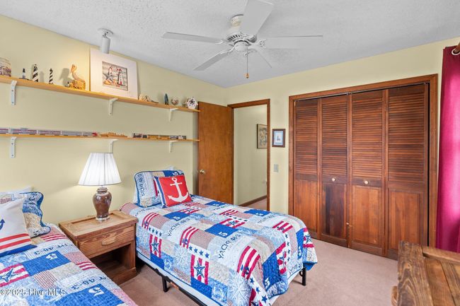 210 W Beach Dr, House other with 4 bedrooms, 2 bathrooms and null parking in Oak Island NC | Image 32