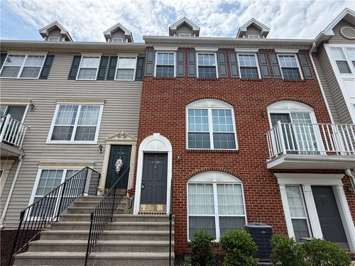 1938 Delancey St, Hellertown, PA, 18055-2808 | Card Image