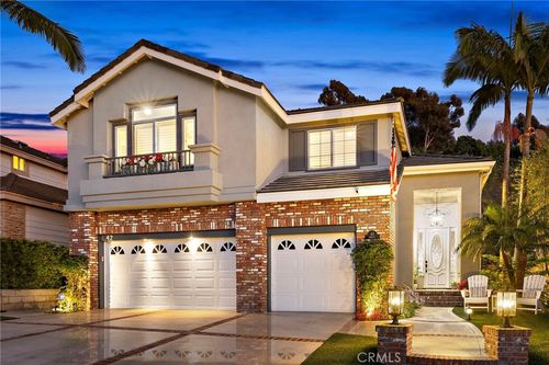 42 Fairlane Road, Laguna Niguel, CA, 92677 | Card Image