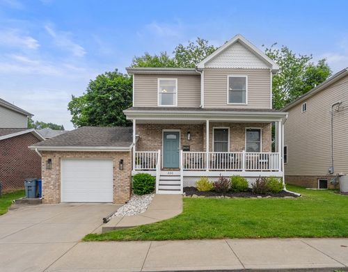 220 Park Ave, Bellevue, PA, 15202-2132 | Card Image