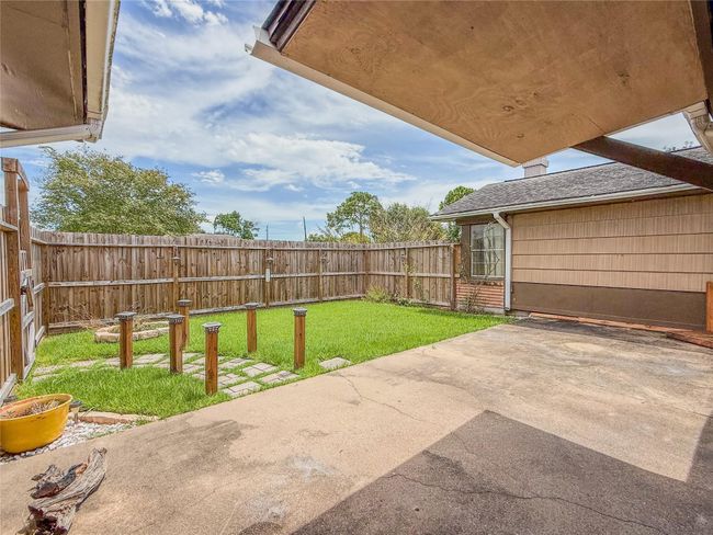 3321 Tanglebriar Dr, House other with 3 bedrooms, 2 bathrooms and 2 parking in Pasadena TX | Image 26