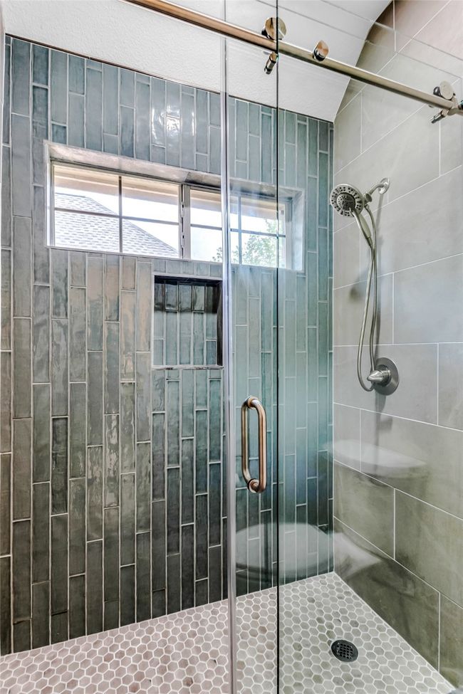 All Bathrooms completely Remodeled in the last 14 Months! | Image 35
