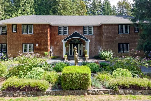 4755 Fairbridge Dr, Duncan, BC, V9L6N8 | Card Image