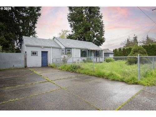 5418 A St, Springfield, OR, 97478 | Card Image