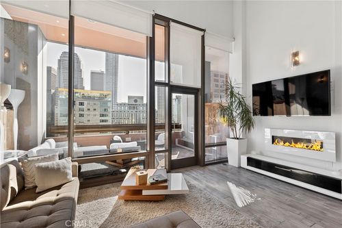 1707-1100 Wilshire Blvd, Los Angeles, CA, 90057 | Card Image