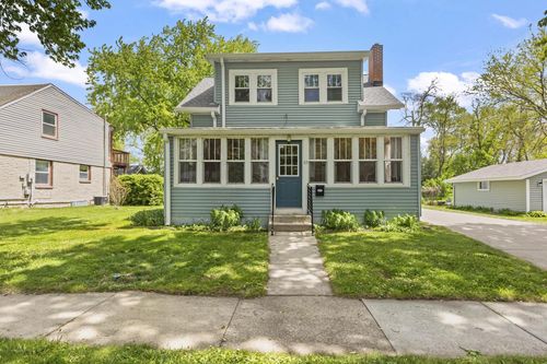 29 S Locust Street, Oconomowoc, WI, 53066 | Card Image