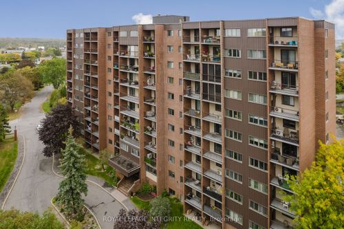 212-2650 Southvale Cres, Ottawa, ON, K1B4S9 | Card Image