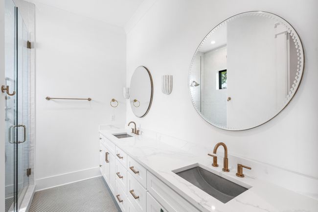 394 Grand Pointe-34 | Image 20