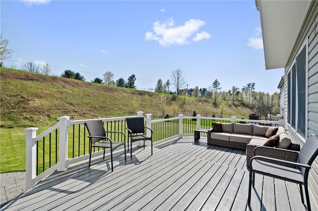 The 21x12 maintenance free deck offers plenty of room for entertaining. | Image 26