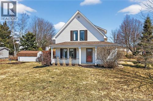 60 Amand Cres, Dieppe, NB, E1A6R9 | Card Image