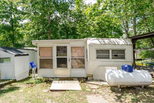 80 Hollow Log Trl, Crossville, TN, 38572-3621 | Card Image