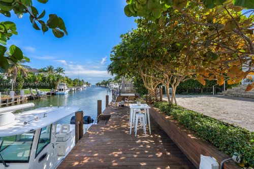 1145 San Pedro Ave, Coral Gables, FL, 33156-6343 | Card Image