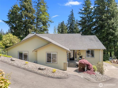 1405 Bellevue Ave, Aberdeen, WA, 98520-1800 | Card Image
