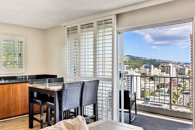 PHA - 1111 Wilder Ave, Condo with 2 bedrooms, 2 bathrooms and 1 parking in Honolulu HI | Image 14