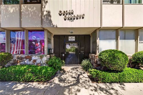 728 Cedar Ave, Long Beach, CA, 90813-4277 | Card Image