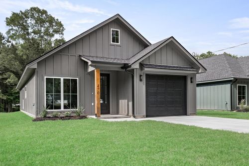 470 Myrtle St, Silsbee, TX, 77656-5710 | Card Image