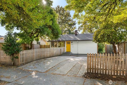 a-123 Martin Luther King Jr Way, Seattle, WA, 98122-6107 | Card Image