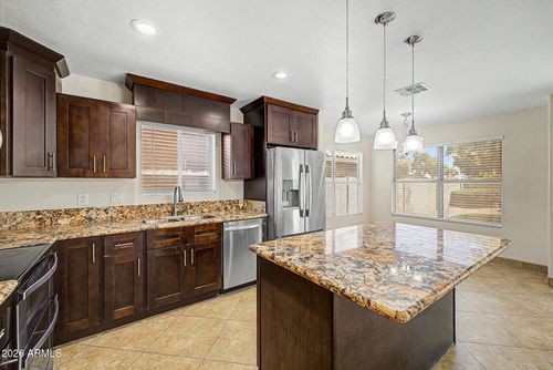 1161 W Myrna Ln, Tempe, AZ, 85284-2859 | Card Image