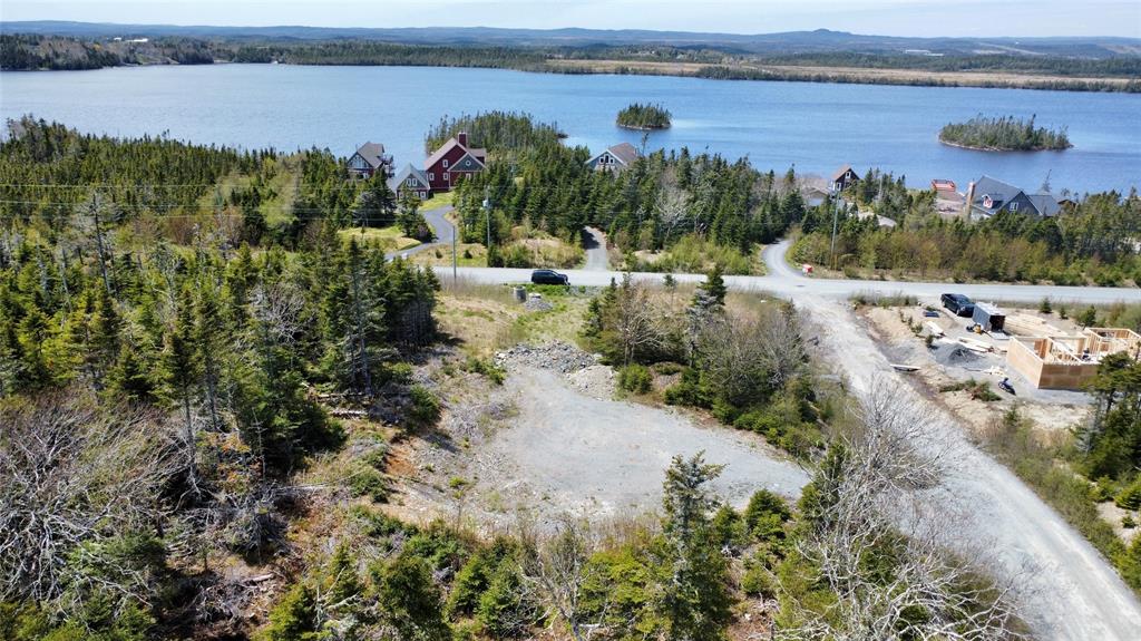 Land in Whitbourne