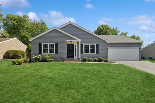 5825 Hancock Ln, Gurnee, IL, 60031-6304 | Card Image