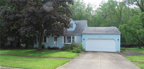 695 Morris Drive, Vermilion, OH, 44089 | Card Image